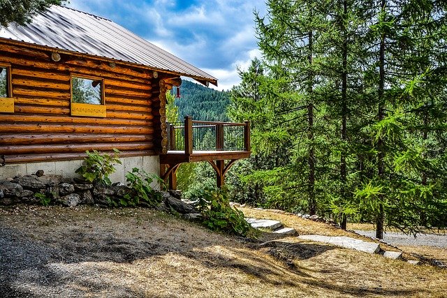 Proč bydlet ve srubu featured image